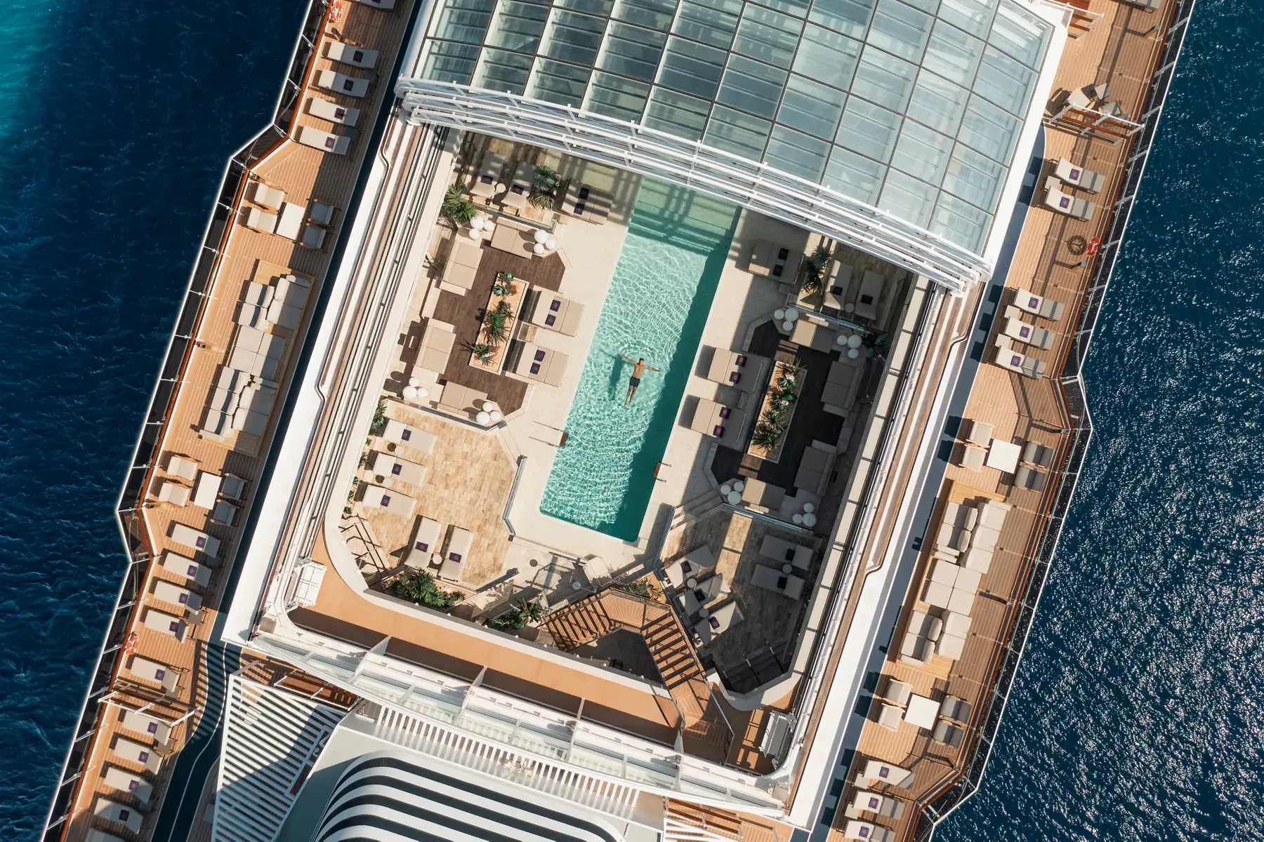 Explora_Conservatory_Pool_Drone_315_MASTER-2